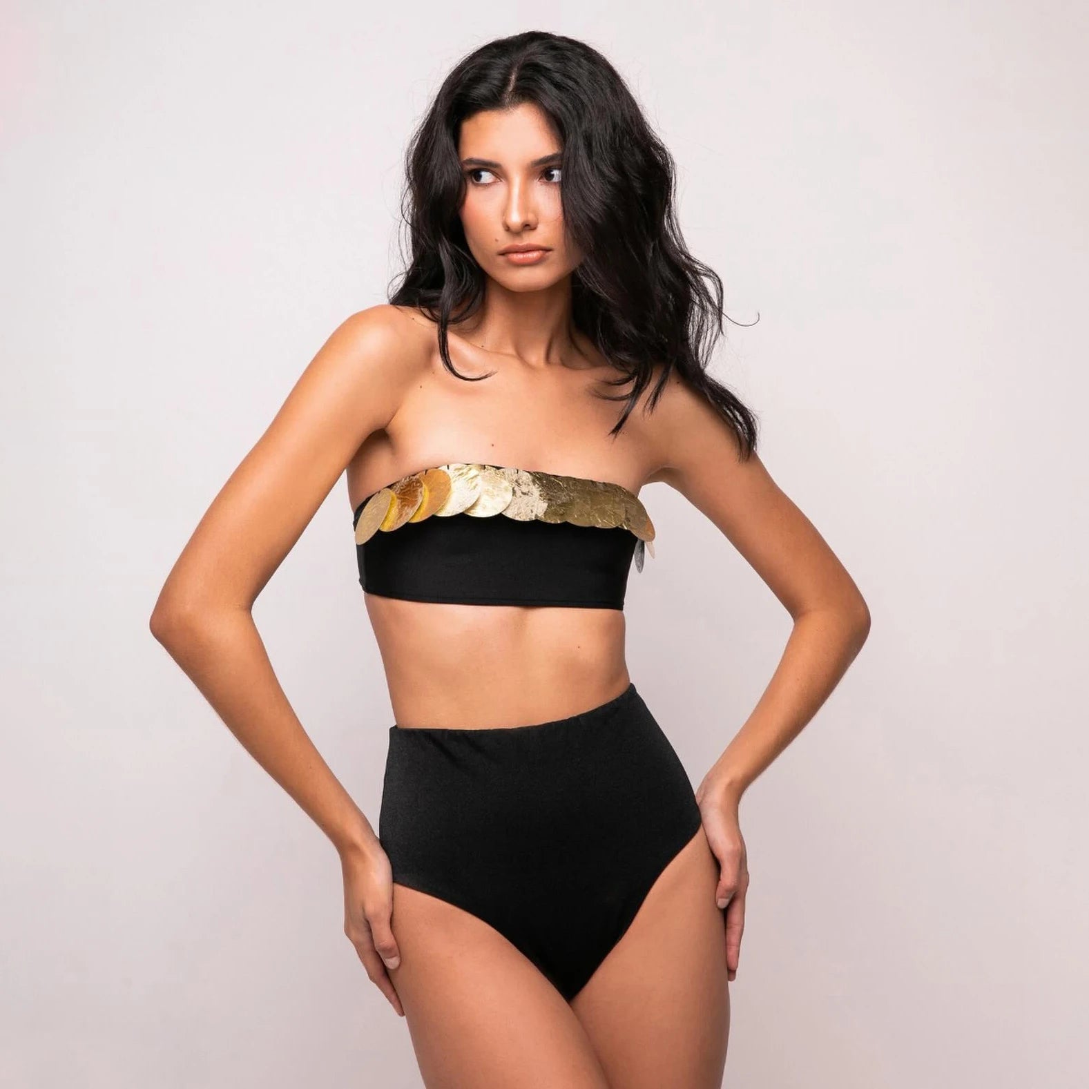 Yeni Bandeau Biquini Seksi bikini seti Kadın Mayo 2025, Kadın Mayo Parlak Siyah mayo Kesip Bodysuit Plaj Kıyafetleri